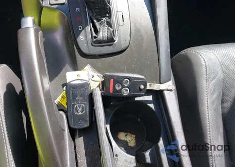 2013 Acura Tsx 2.4 z USA, uszkodzony, nr VIN JH4CU2F69DC004401